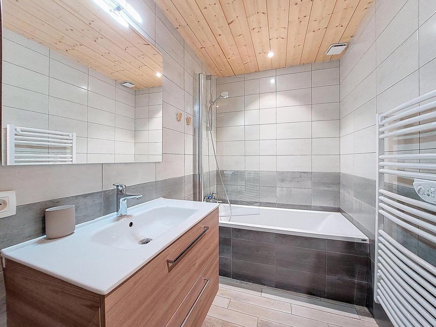 Appartement-3-Chambres-8-Couchages-Wifi-Montriond-Chebourins Dış mekan fotoğraf
